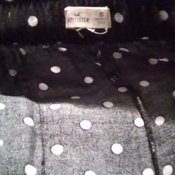 Hollister skirt, black and white polka dot - Picture 3 of 3